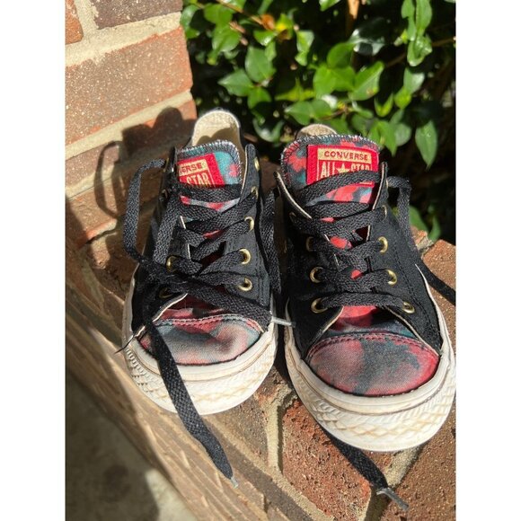 Converse All Star Low Top Black with Red Flowers Size 3 (WS75) - Picture 12 of 14